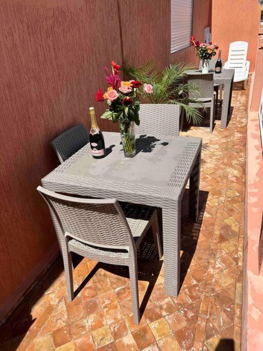Appartement Haut Standing 3 Chambres Avec Terasse Quartier Gueliz Hivernage A Marrakech I19 Marraquexe Exterior foto
